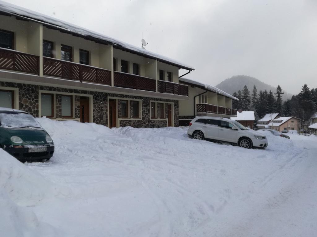 Apartman C. 8 Skalka 多纳瓦利 外观 照片
