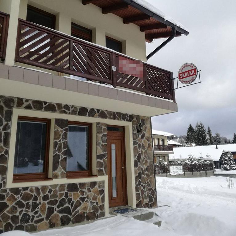 Apartman C. 8 Skalka 多纳瓦利 外观 照片